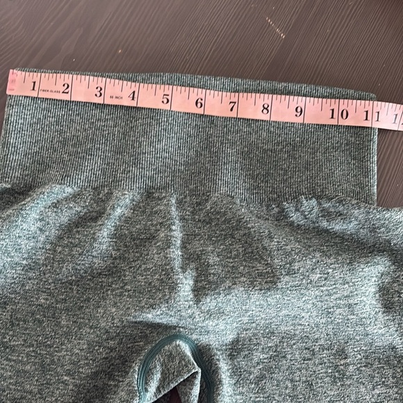 NVGTN Seamless Biker Shorts High Rise 6” Green Size XS - Picture 6 of 9